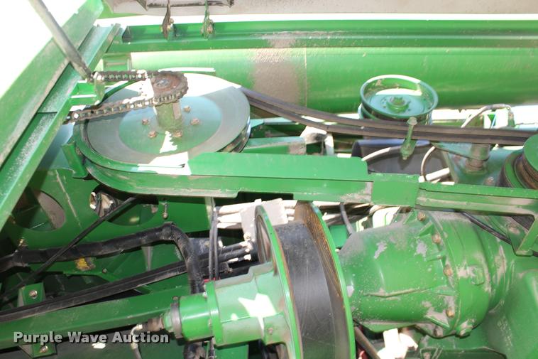 image for item DA4260 2007 John Deere 9860 STS combine