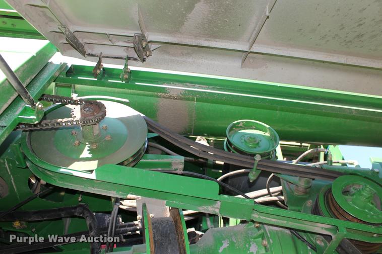 image for item DA4260 2007 John Deere 9860 STS combine