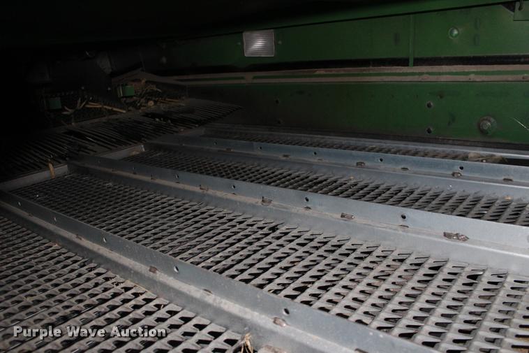 image for item DA4260 2007 John Deere 9860 STS combine