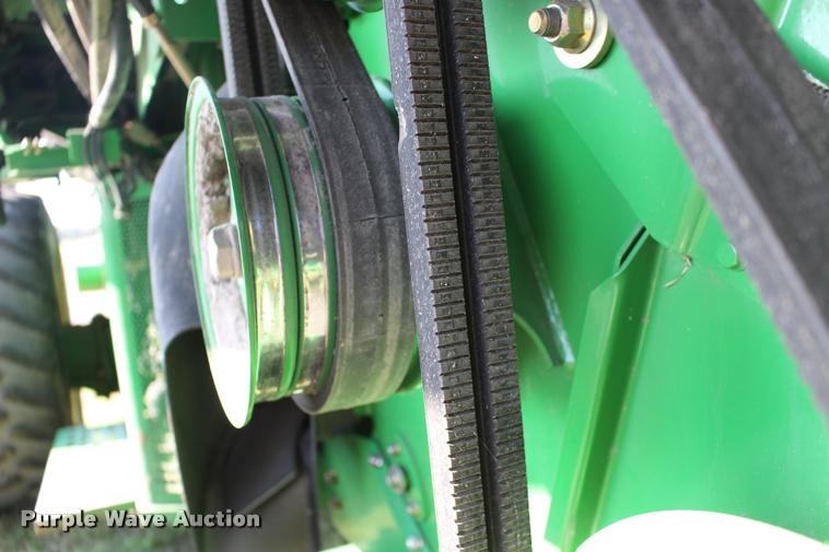 image for item DA4260 2007 John Deere 9860 STS combine