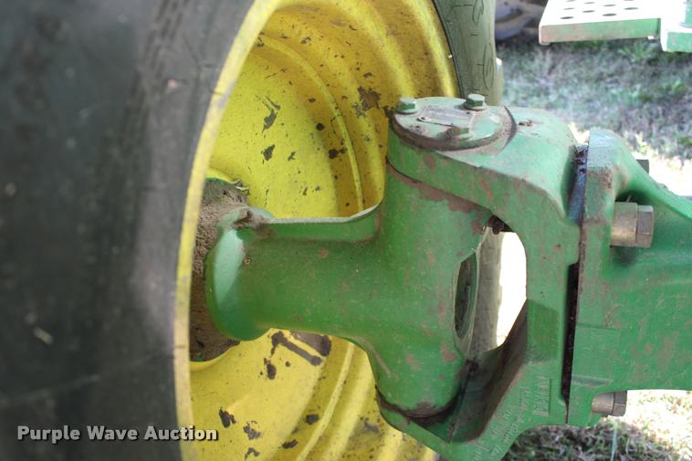 image for item DA4260 2007 John Deere 9860 STS combine