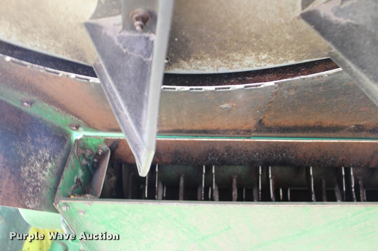 image for item DA4260 2007 John Deere 9860 STS combine