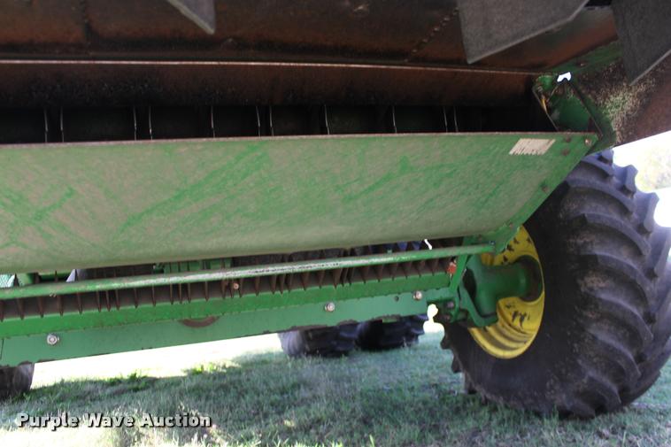 image for item DA4260 2007 John Deere 9860 STS combine