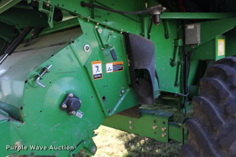 image for item DA4260 2007 John Deere 9860 STS combine