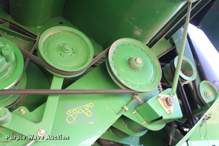 image for item DA4260 2007 John Deere 9860 STS combine