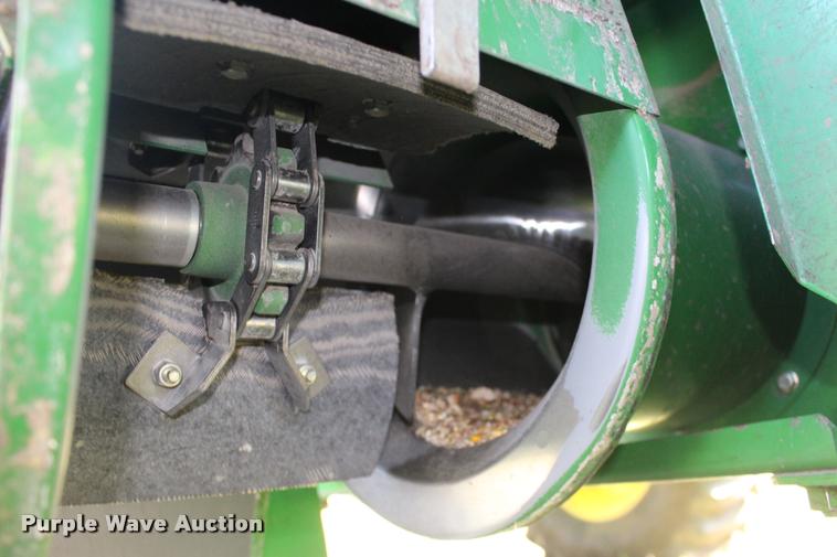 image for item DA4260 2007 John Deere 9860 STS combine