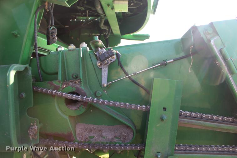 image for item DA4260 2007 John Deere 9860 STS combine