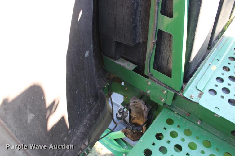 image for item DA4260 2007 John Deere 9860 STS combine