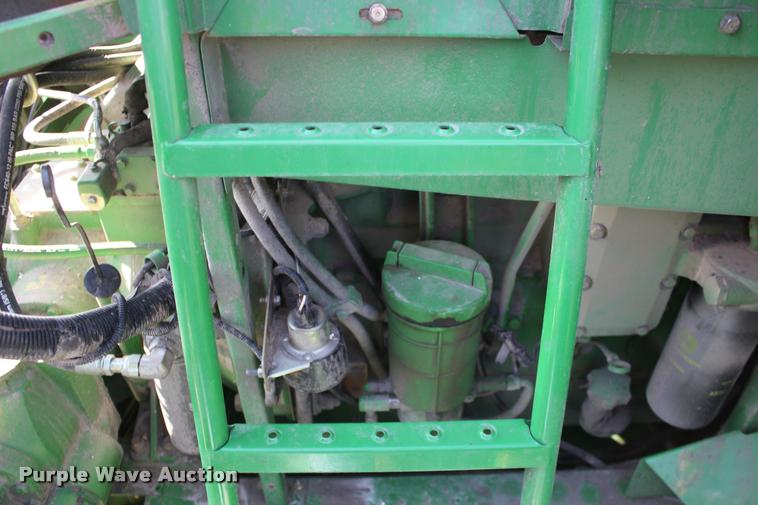 image for item DA4260 2007 John Deere 9860 STS combine