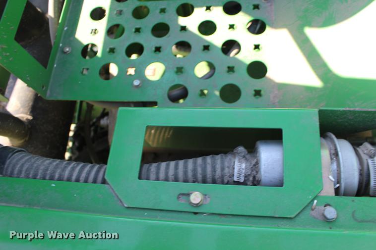 image for item DA4260 2007 John Deere 9860 STS combine