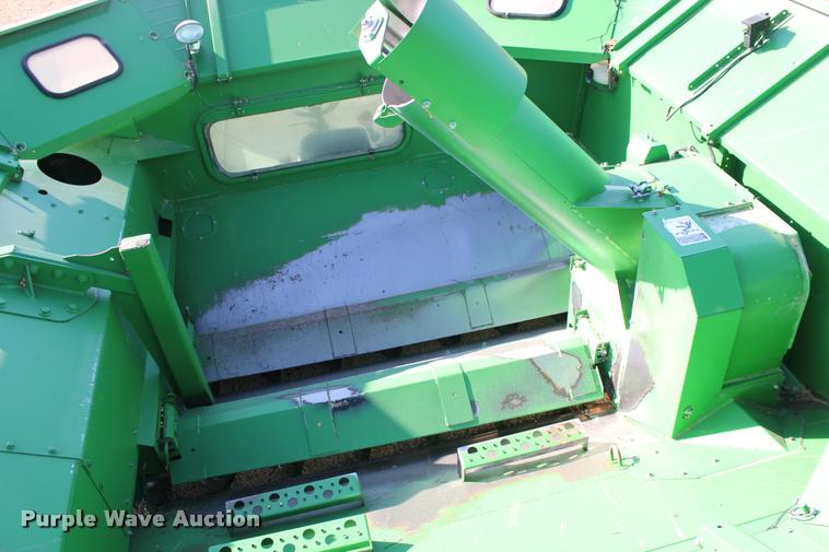 image for item DA4260 2007 John Deere 9860 STS combine