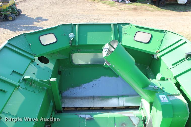 image for item DA4260 2007 John Deere 9860 STS combine