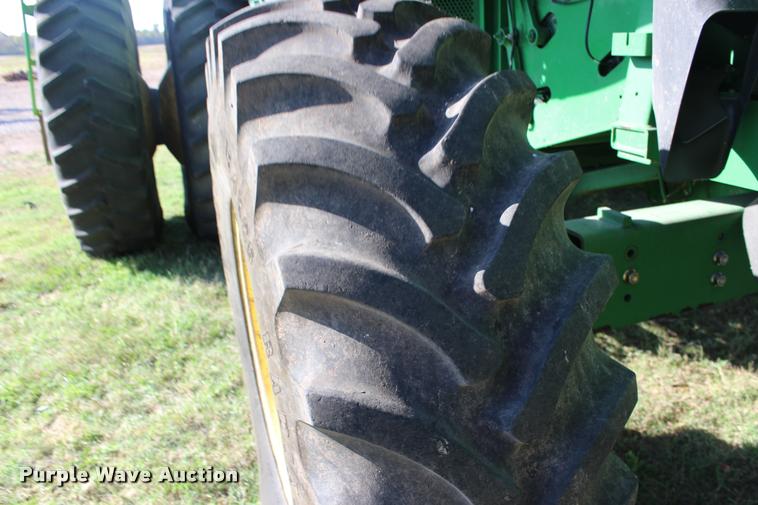 image for item DA4260 2007 John Deere 9860 STS combine