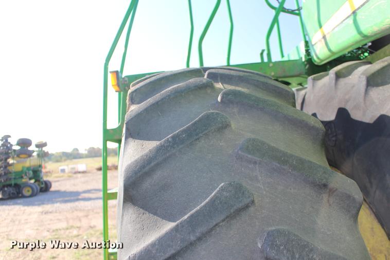 image for item DA4260 2007 John Deere 9860 STS combine