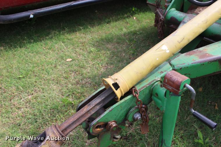 image for item DA4287 John Deere 1518 batwing rotary mower