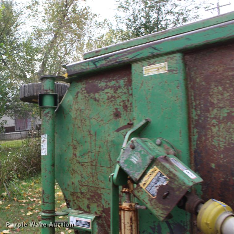 image for item DA4287 John Deere 1518 batwing rotary mower