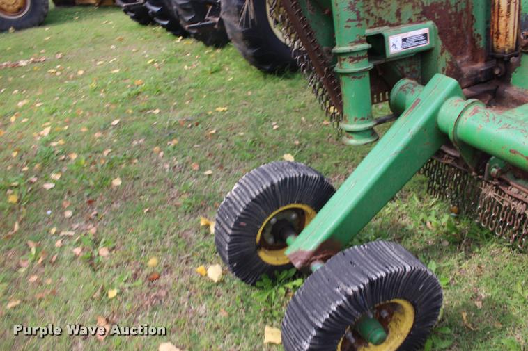 image for item DA4287 John Deere 1518 batwing rotary mower