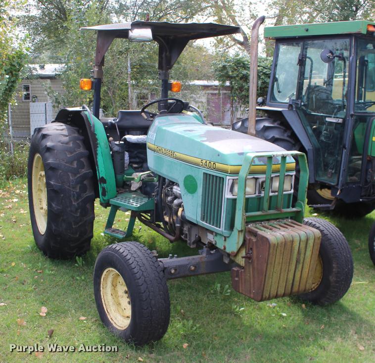 image for item DA4288 1992 John Deere 5400 utility tractor