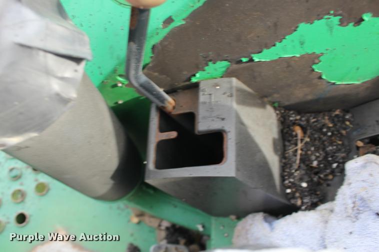 image for item DA4288 1992 John Deere 5400 utility tractor