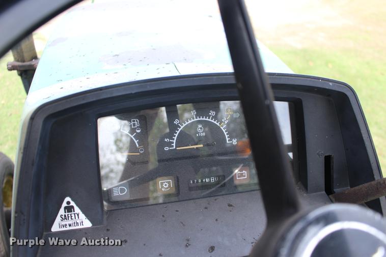 image for item DA4288 1992 John Deere 5400 utility tractor