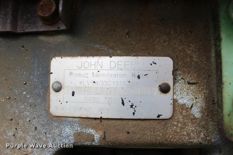 image for item DA4288 1992 John Deere 5400 utility tractor