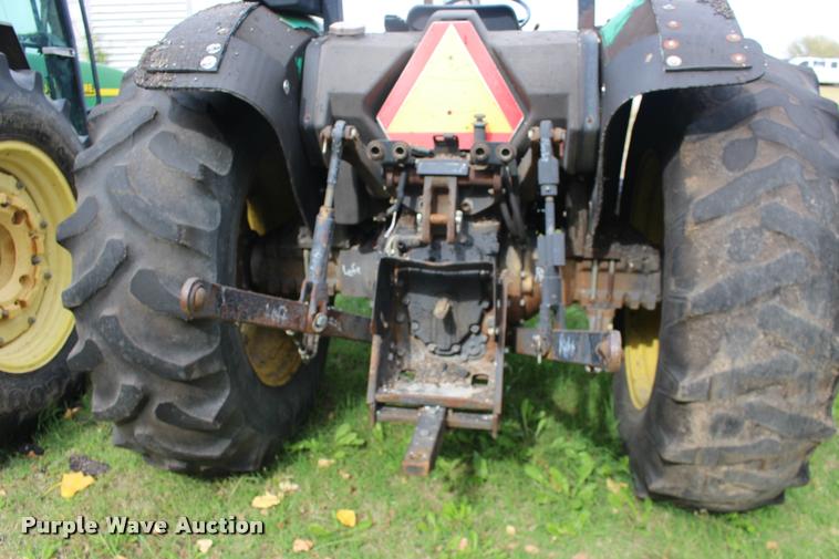 image for item DA4288 1992 John Deere 5400 utility tractor