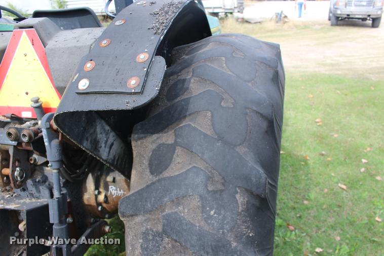 image for item DA4288 1992 John Deere 5400 utility tractor