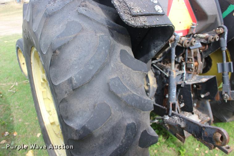 image for item DA4288 1992 John Deere 5400 utility tractor