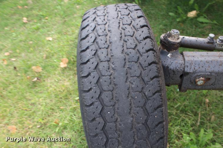 image for item DA4288 1992 John Deere 5400 utility tractor