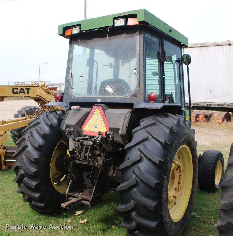 image for item DA4289 1998 John Deere 5510 tractor