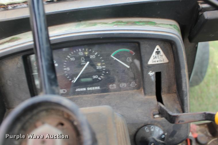 image for item DA4289 1998 John Deere 5510 tractor