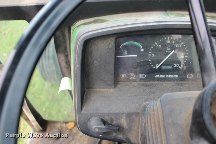 image for item DA4289 1998 John Deere 5510 tractor