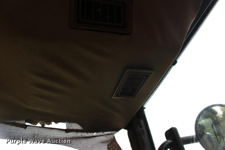 image for item DA4289 1998 John Deere 5510 tractor