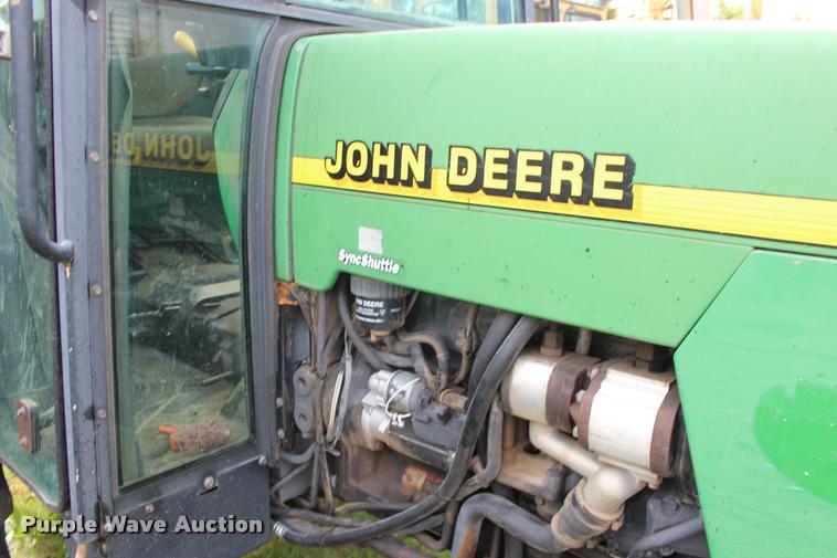 image for item DA4289 1998 John Deere 5510 tractor