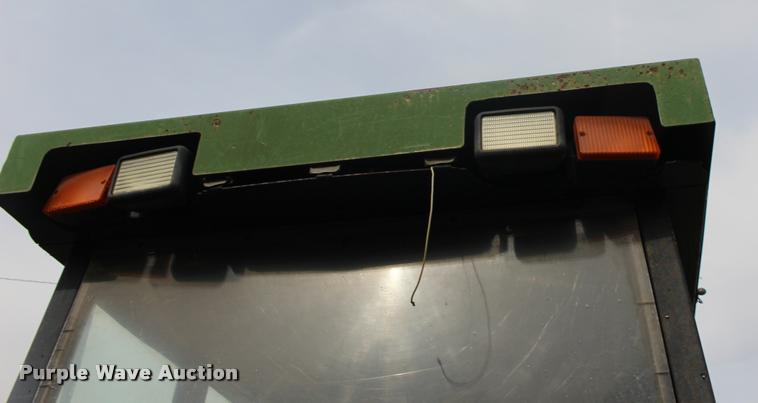 image for item DA4289 1998 John Deere 5510 tractor