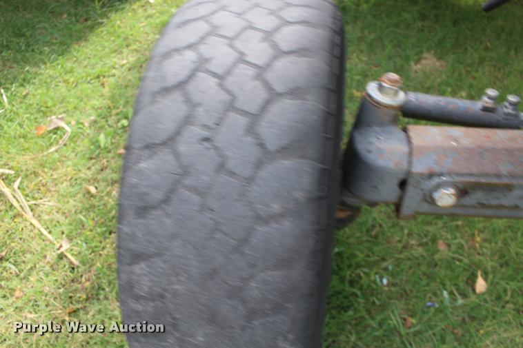 image for item DA4289 1998 John Deere 5510 tractor