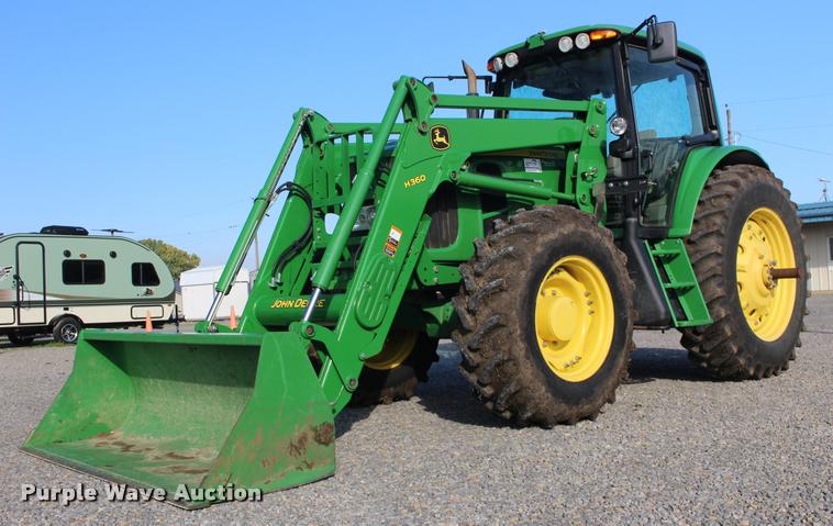 image for item DA4293 2011 John Deere 7230 Premium MFWD tractor