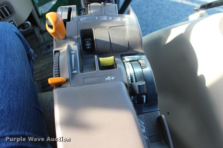 image for item DA4293 2011 John Deere 7230 Premium MFWD tractor