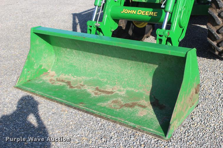 image for item DA4293 2011 John Deere 7230 Premium MFWD tractor
