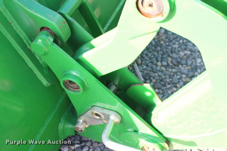 image for item DA4293 2011 John Deere 7230 Premium MFWD tractor