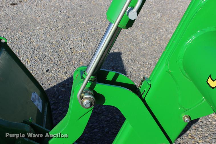 image for item DA4293 2011 John Deere 7230 Premium MFWD tractor