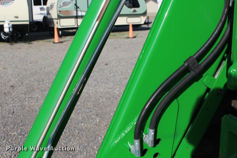 image for item DA4293 2011 John Deere 7230 Premium MFWD tractor