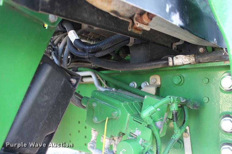 image for item DA4293 2011 John Deere 7230 Premium MFWD tractor