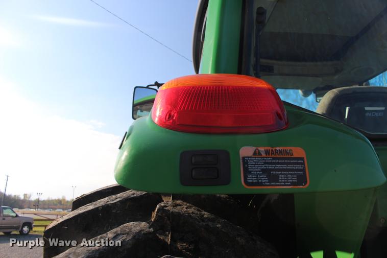 image for item DA4293 2011 John Deere 7230 Premium MFWD tractor