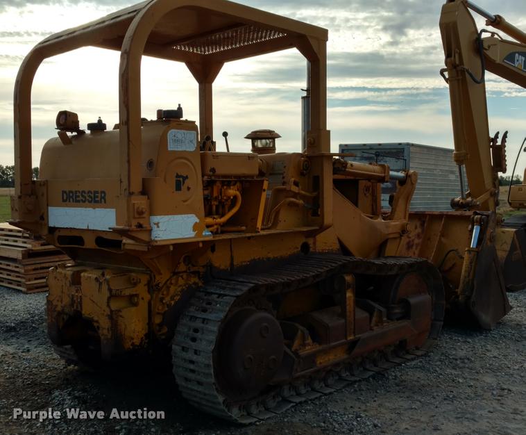 image for item DA4295 Dresser 175C track loader
