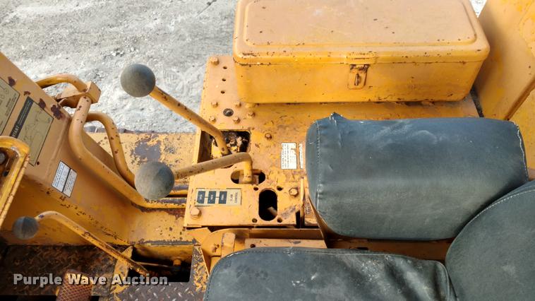 image for item DA4295 Dresser 175C track loader