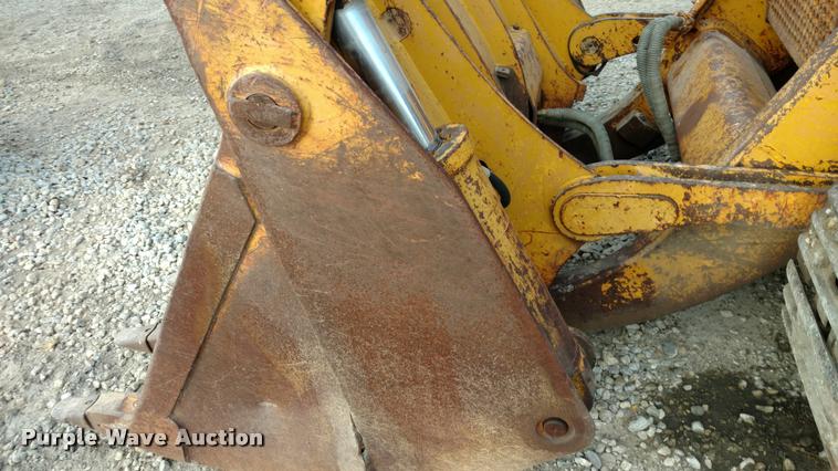 image for item DA4295 Dresser 175C track loader