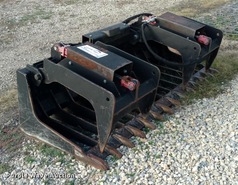 image for item DA4299 Skid steer grapple bucket