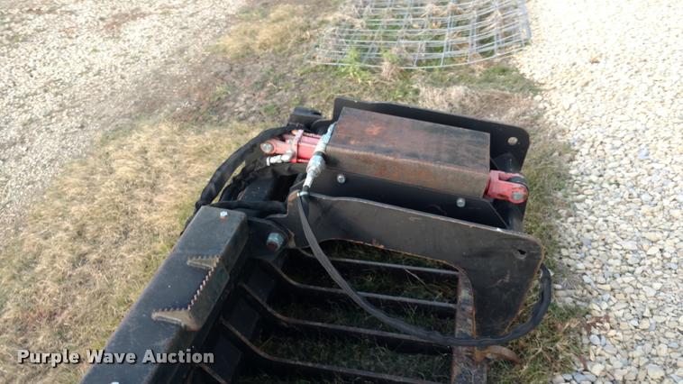 image for item DA4299 Skid steer grapple bucket