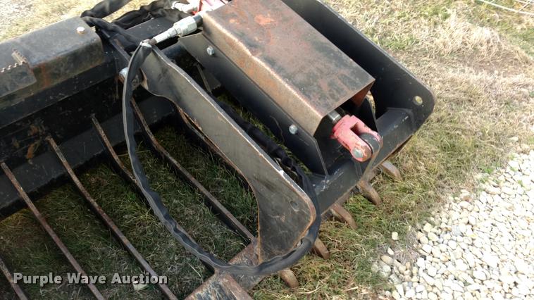 image for item DA4299 Skid steer grapple bucket